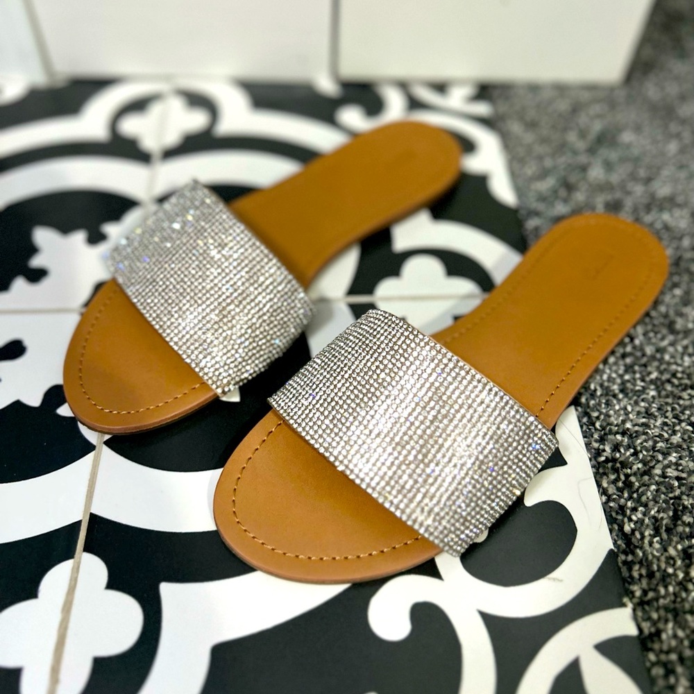 Woman’s Sandals